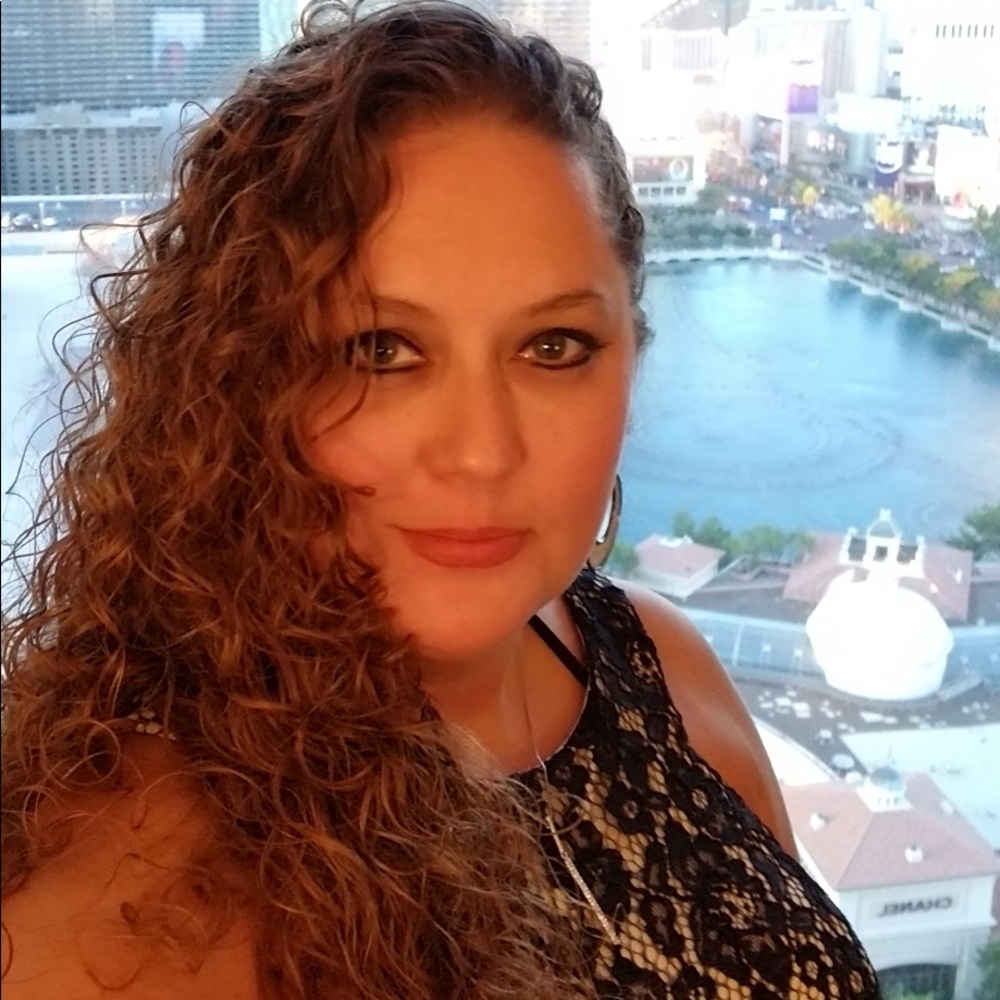 Meet your Posher, Rhonda